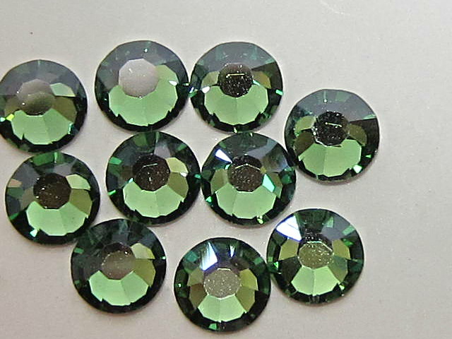 72 pcs. 20ss EMERALD MYSTIQUE (maxima) FLATBACK PRECIOSA Rhinestones